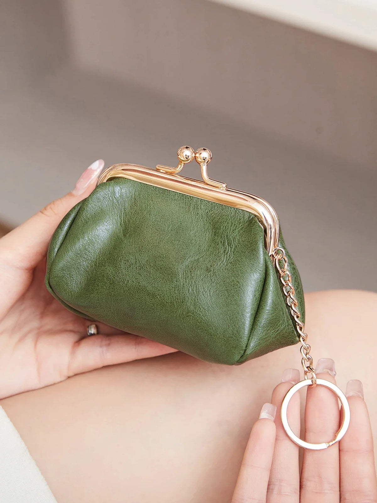 Mini Retro PU Leather Coin Purse with Kiss Lock and Keychain