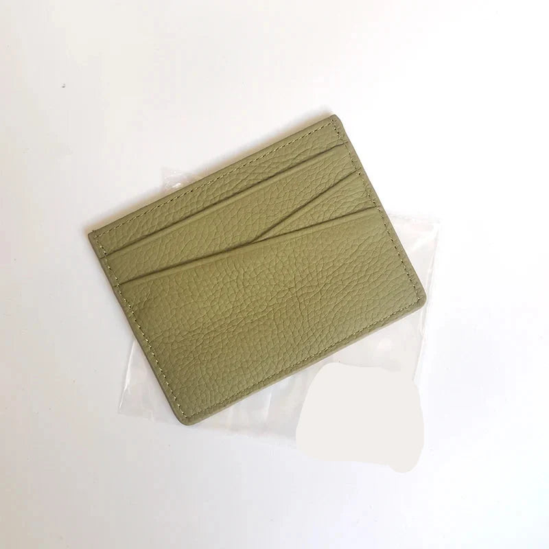 Customizable Genuine Cowhide Leather Card Holder – Minimalist Luxury