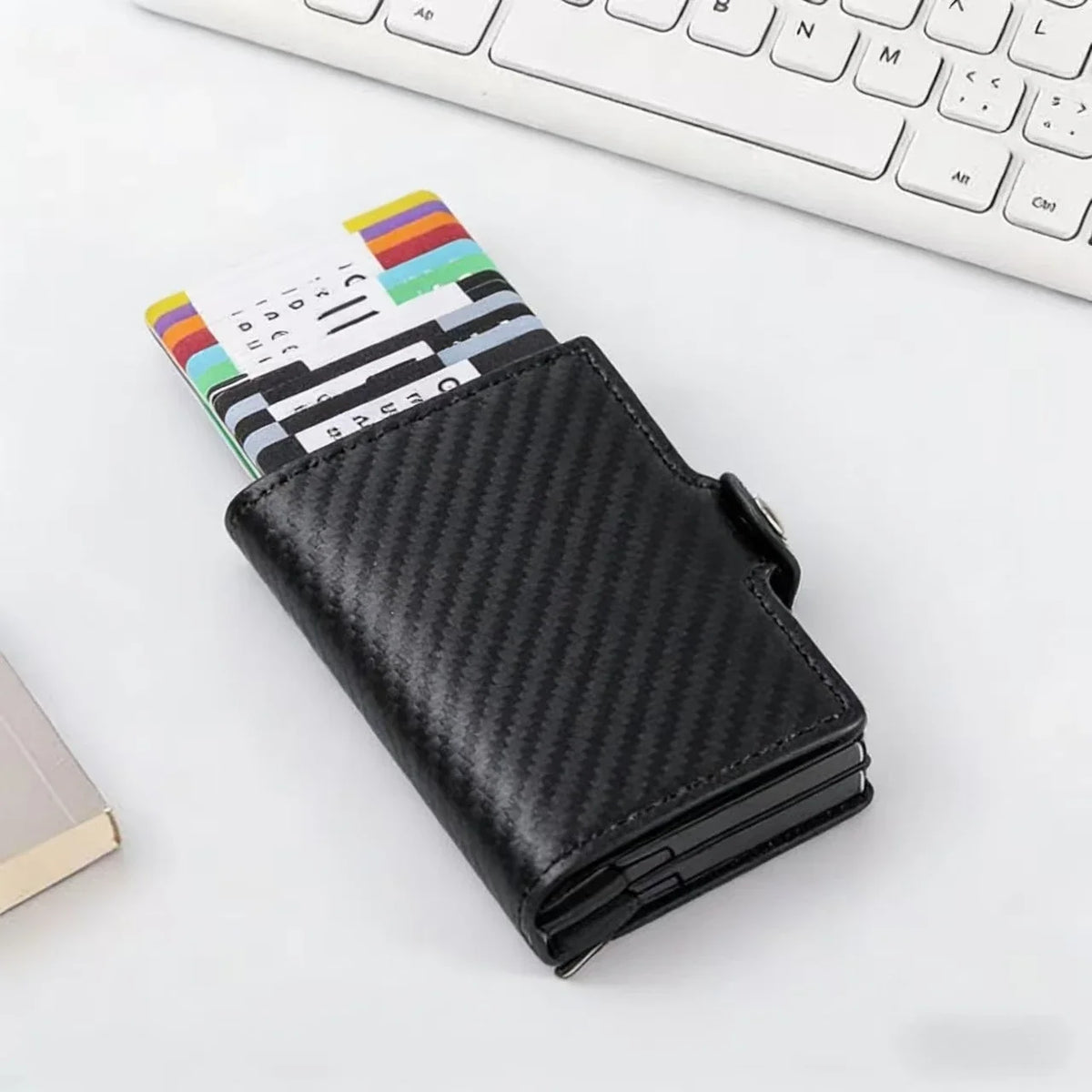 Slim Aluminum and PU Leather Carbon Fiber Effect Card Holder with Capacity for 14 Cards