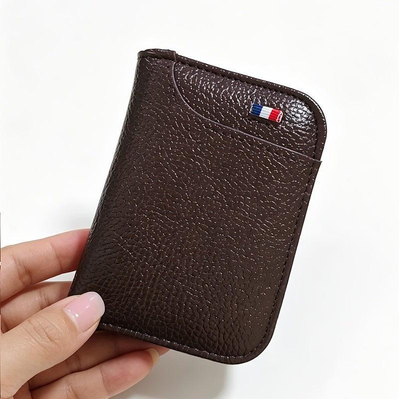Ultra-slim vertical men's cardholder in textured PU leather Image
