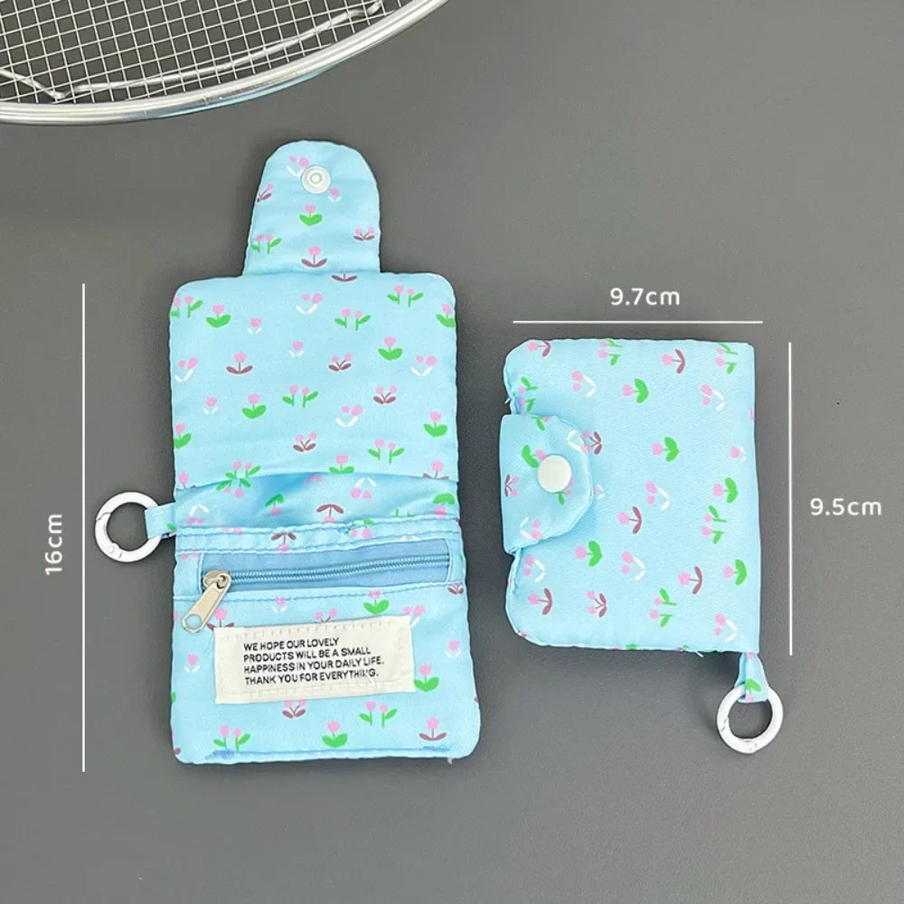 Multi-layer Floral Fabric Wallet with Integrated Card Holder