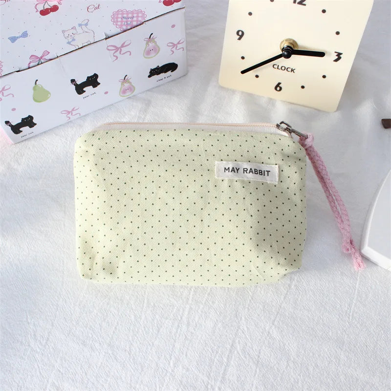 Heart Pattern Canvas Wallet for Women with Zipper Closure
