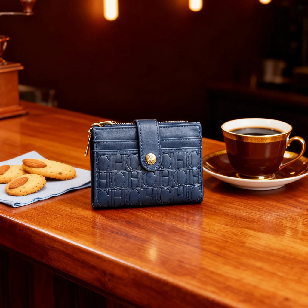Compact Women's Wallet in PVC Leather with Elegant Logo Design and Zip Closure