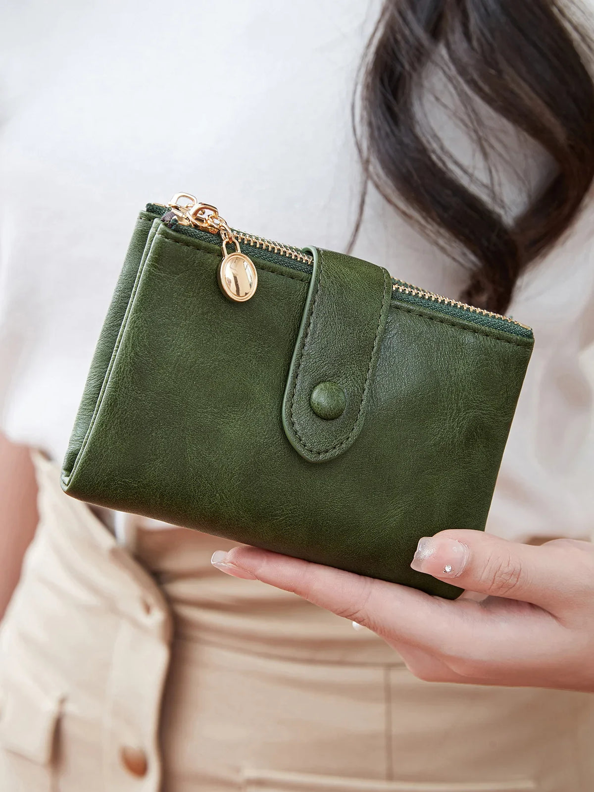 Women's Short Wallet, Removable Card Holder and 2 Zippers