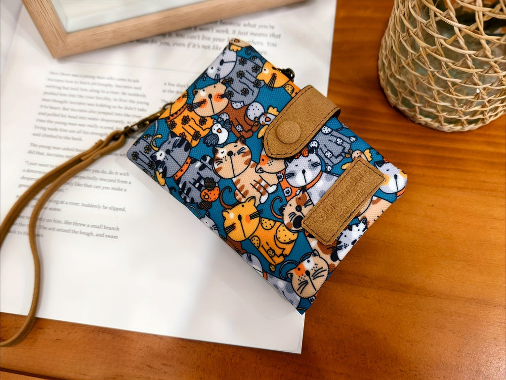 Vertical Women's Wallet in Printed Canvas with Wrist Strap
