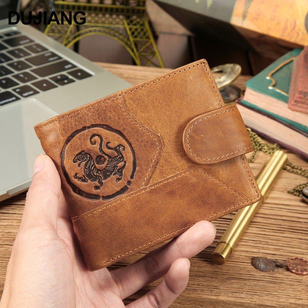 Men's Short Wallet in Embossed Leather with Relief Medallion