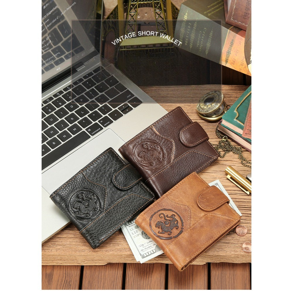 Men's Short Wallet in Embossed Leather with Relief Medallion