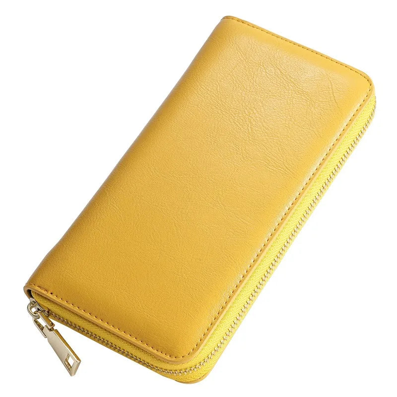 Long Women's Wallet in Genuine Oiled Leather with Zip and Large Capacity Image