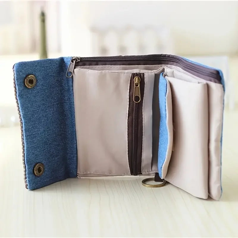 Unisex Foldable Fabric Wallet in Two-Tone Canvas with Snap Closure and Keyring